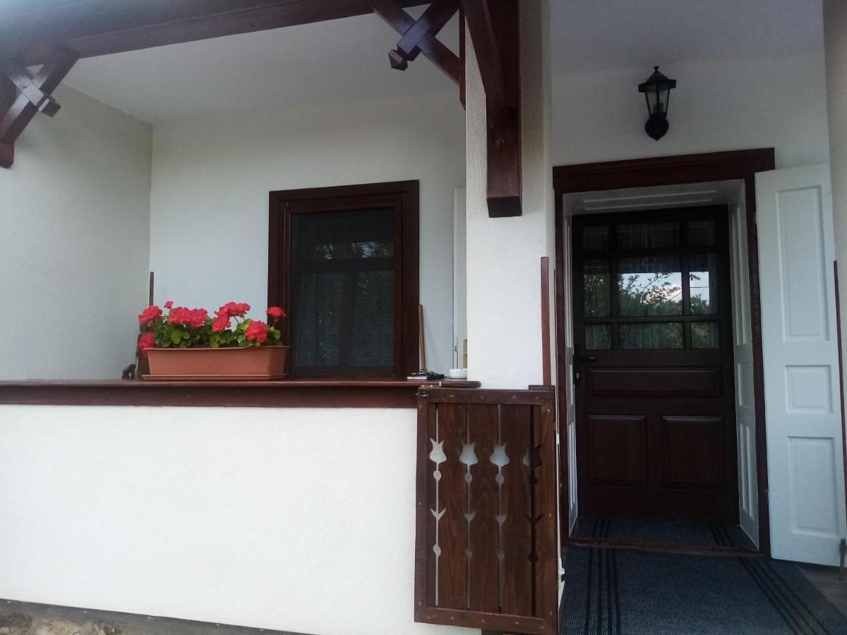 Kazsimer Vendeghaz Erdohorvati Exterior photo
